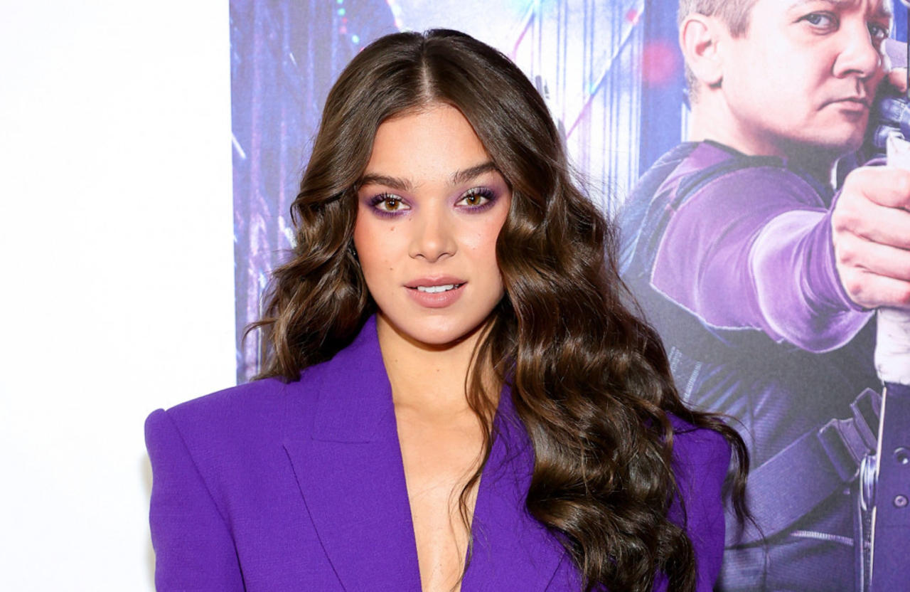 Hailee Steinfeld will always 'pick up' a call from Taylor Swift