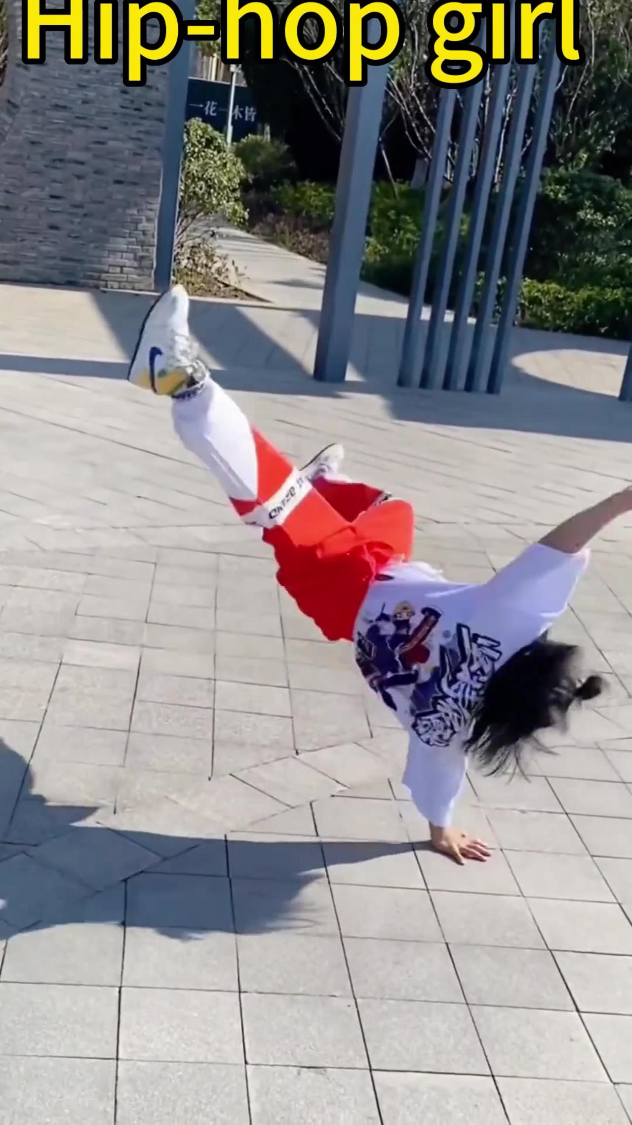 A little girl dancing hiphop One News Page VIDEO