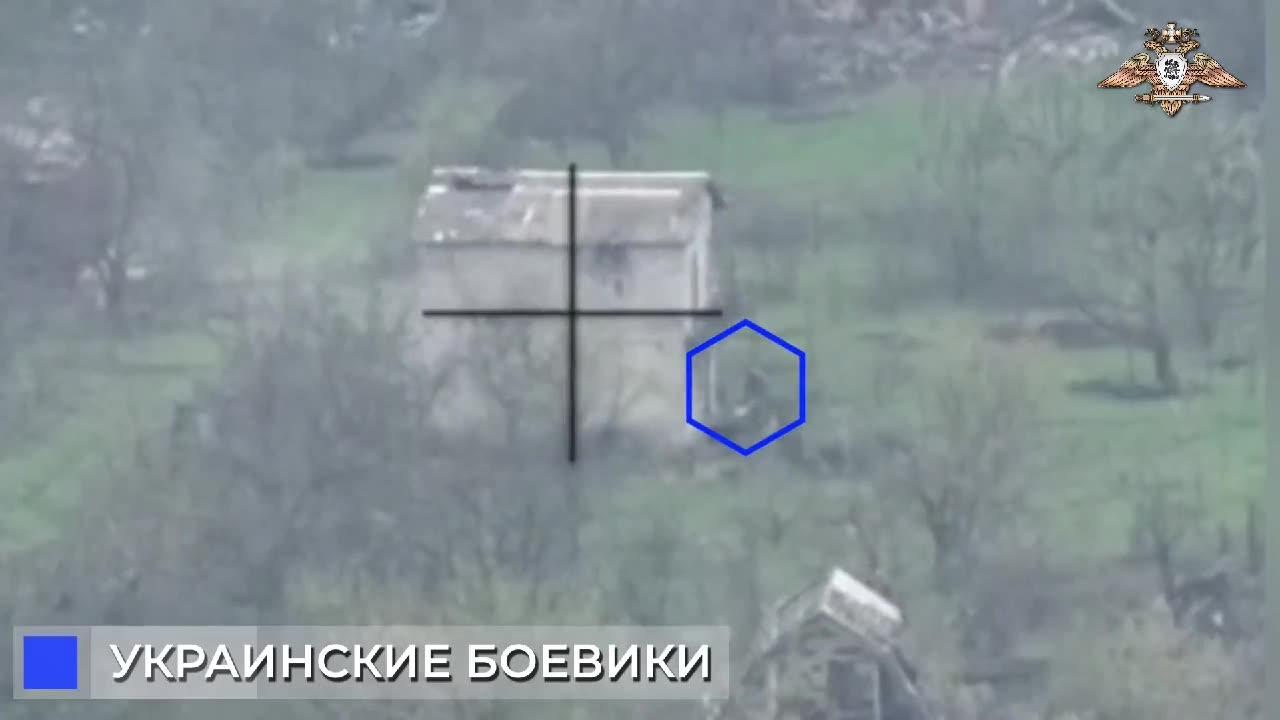 Tank Battalion Of The 1st Donetsk Army Corps Track Down The AFU Soldiers And Destroy Them