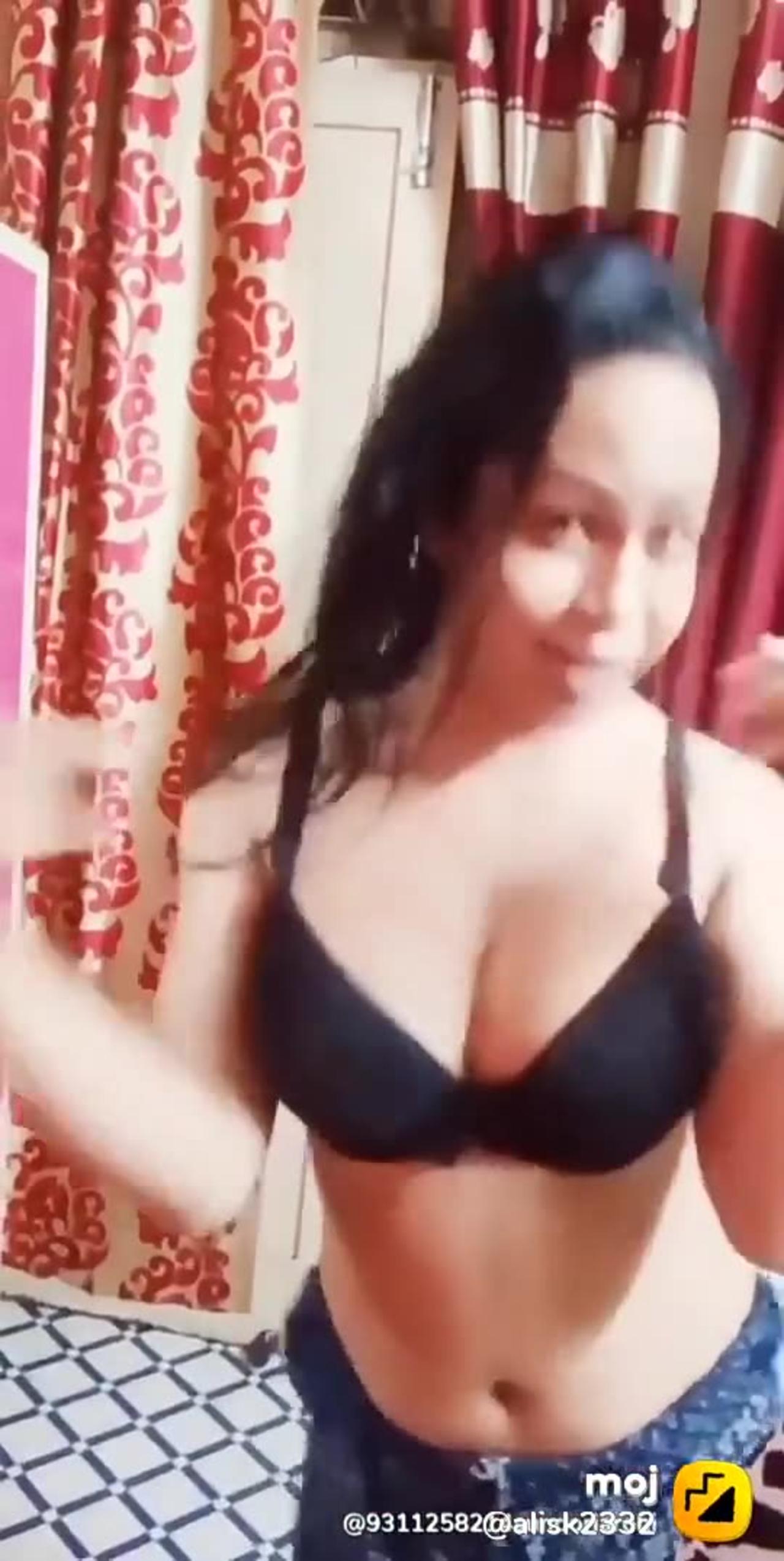 Nice hot video - One News Page VIDEO