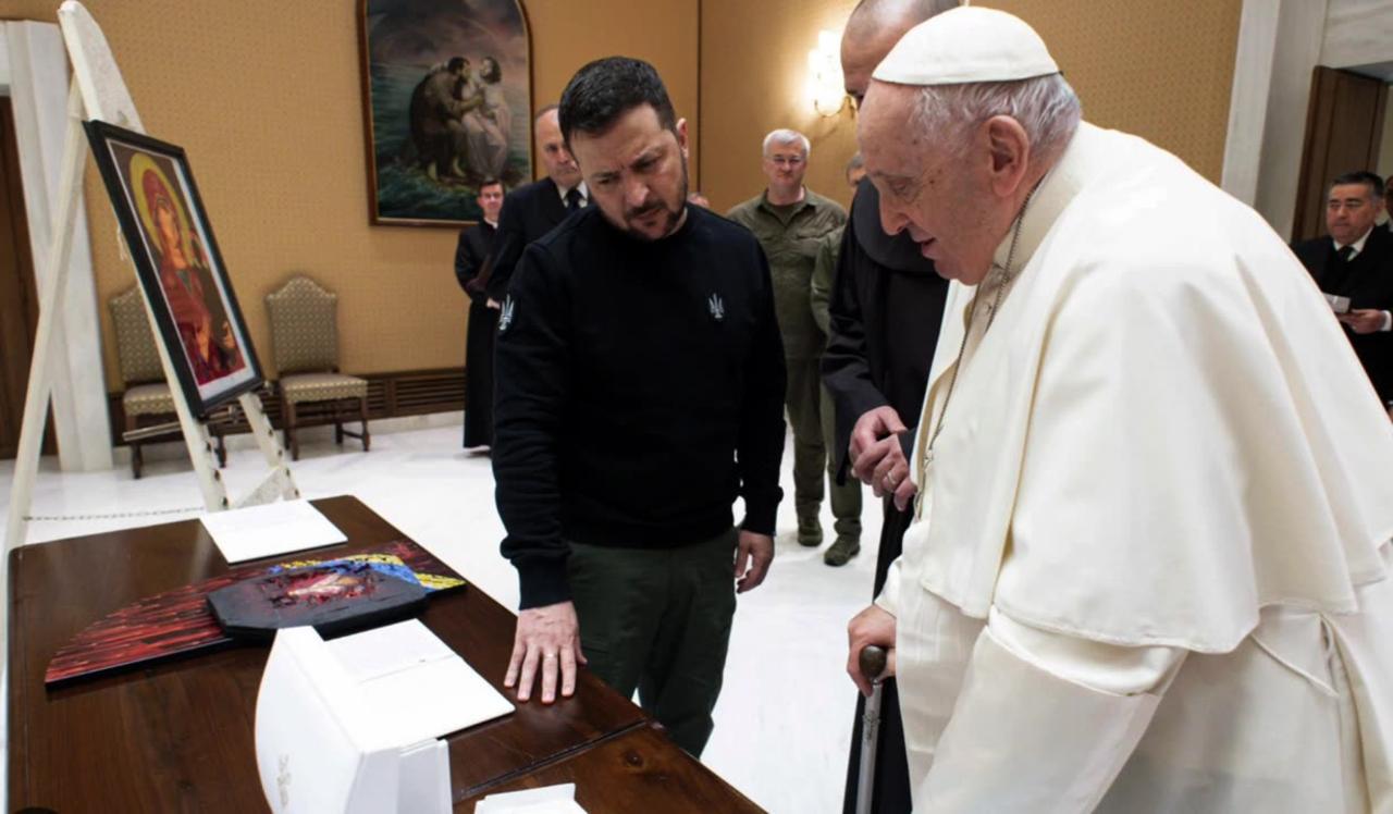SHARE THIS! LOOK WHAT ZELENSKY GIFTED TO THE POPE  5/27/23