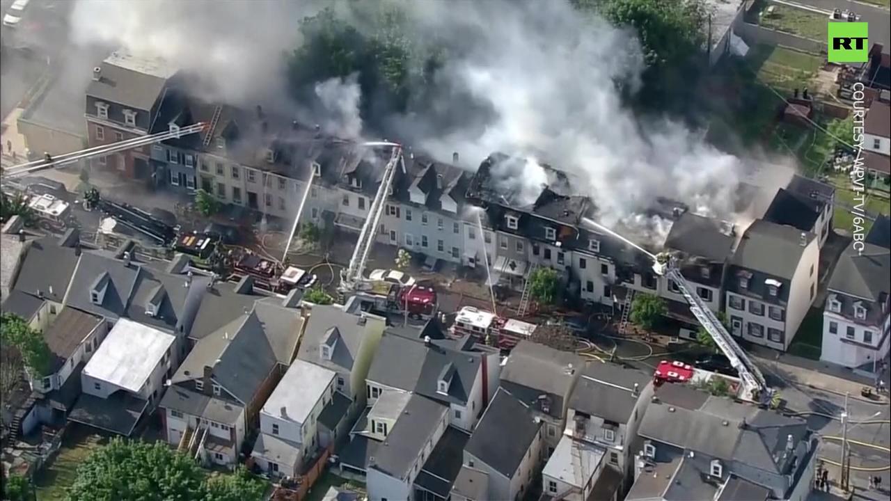 Multiple row homes engulfed in Pennsylvania
