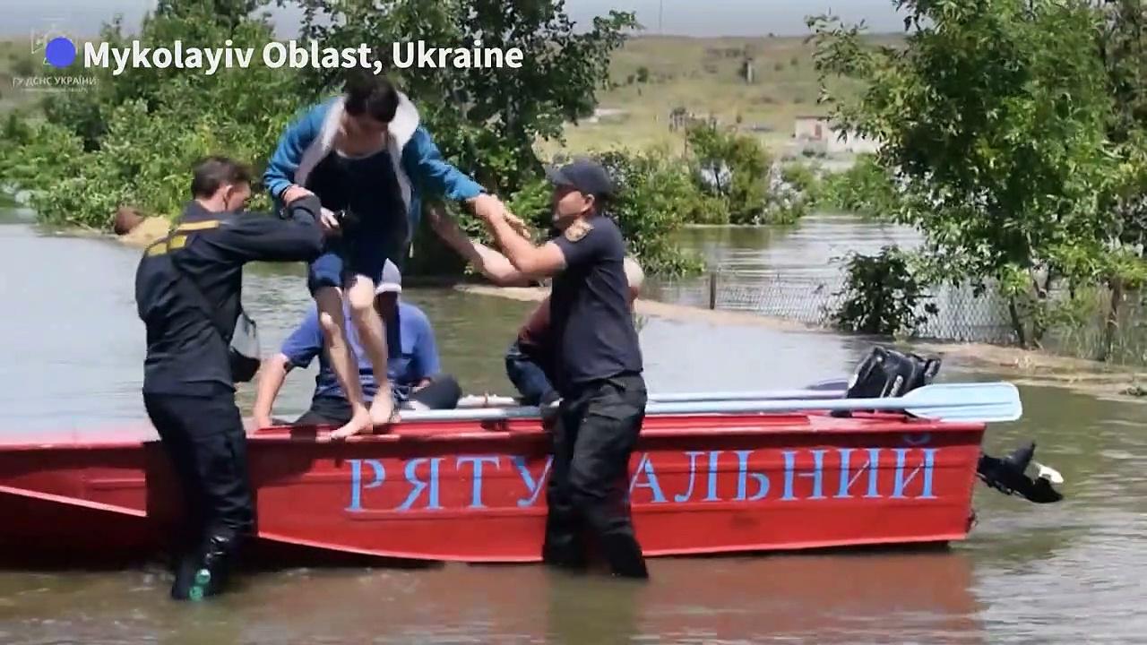 People in Mykolaiv region evacuate after Ukraine dam breach