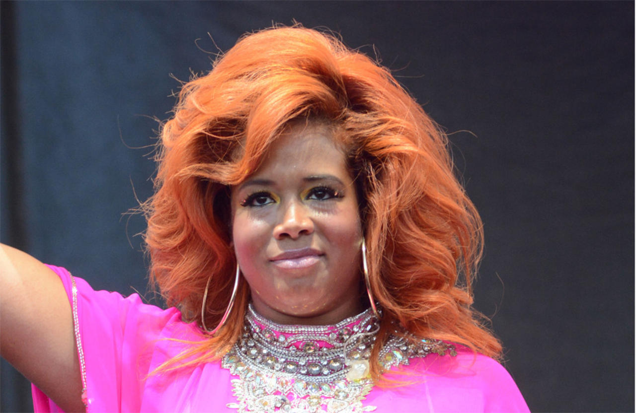 Kelis has broken her silence by refusing to confirm or deny rumoured romance with Bill Murray