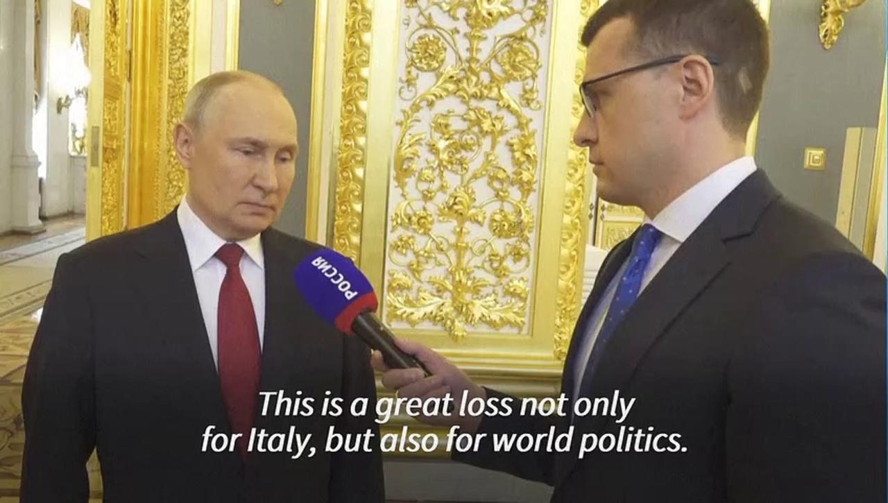 Russian president Putin pays tribute to Berlusconi