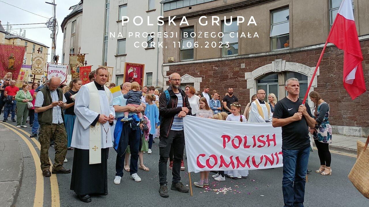 Polska grupa na Procesji Bożego Ciała w Cork