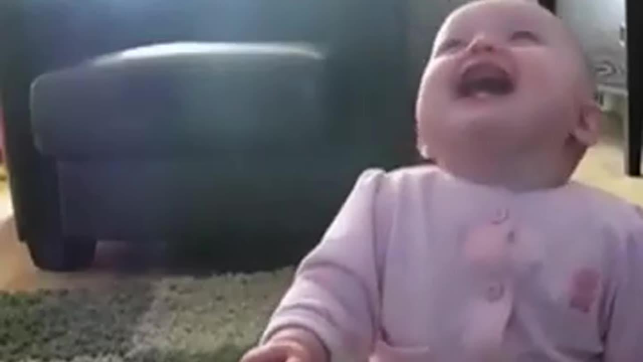 Funny Baby, Laughing so Crazy...//