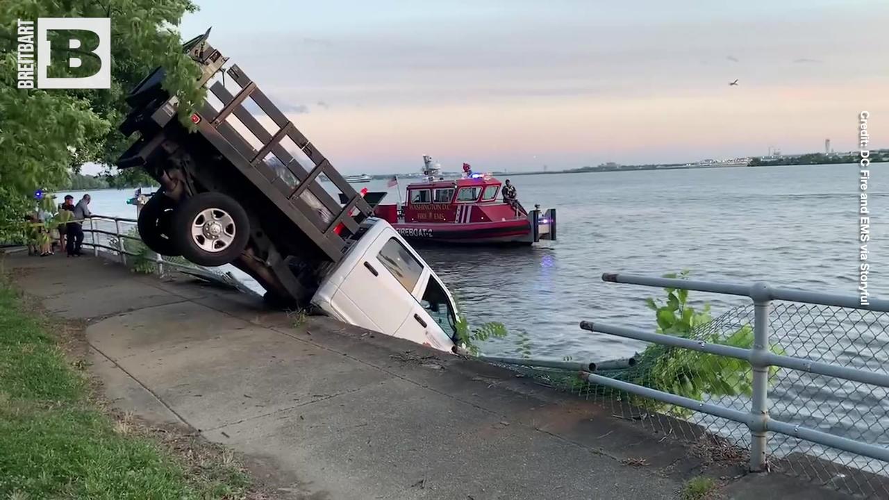 National Park Service Truck Plunges into Potomac River