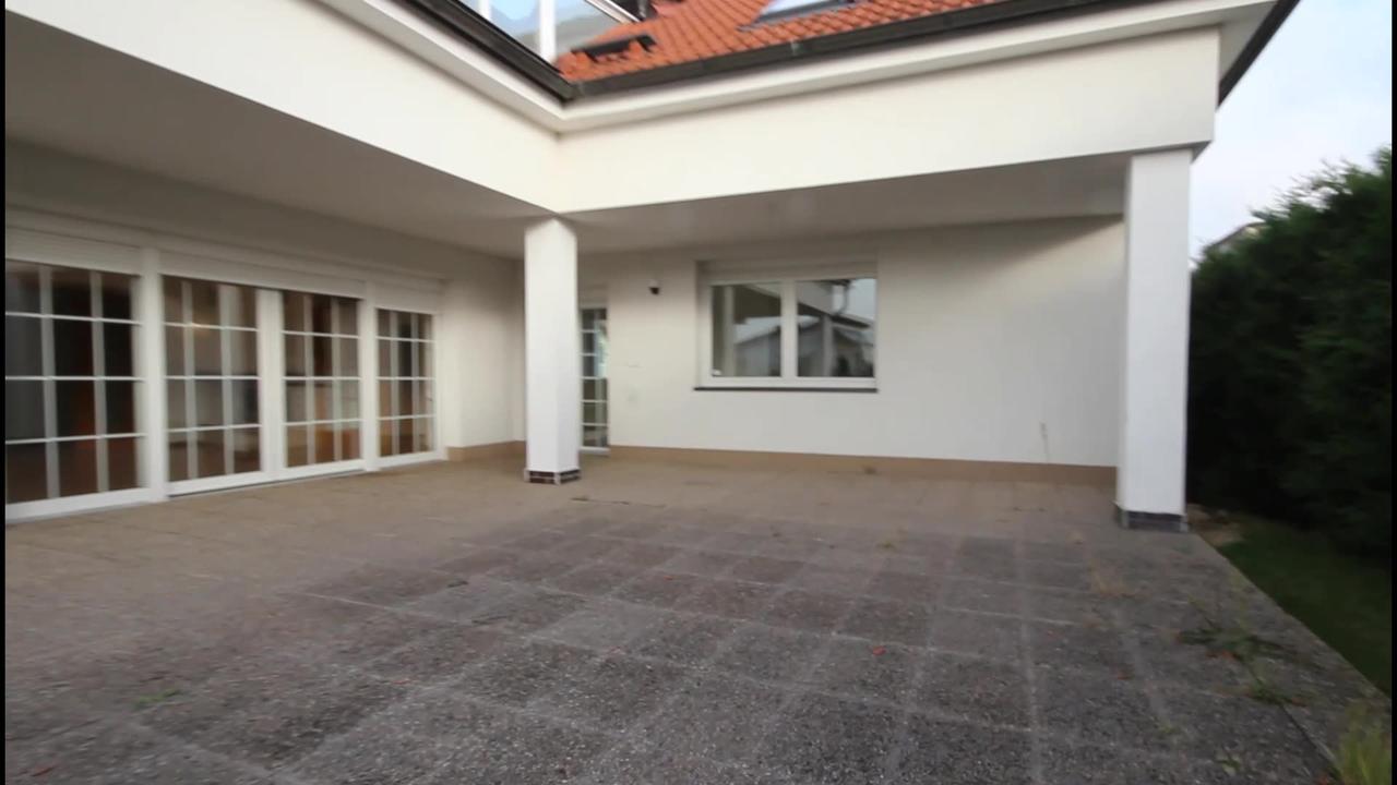 ID 5657B For Rent: spacious 7-bedroom 2-bathroom family house in Prague 6 - Nebusice