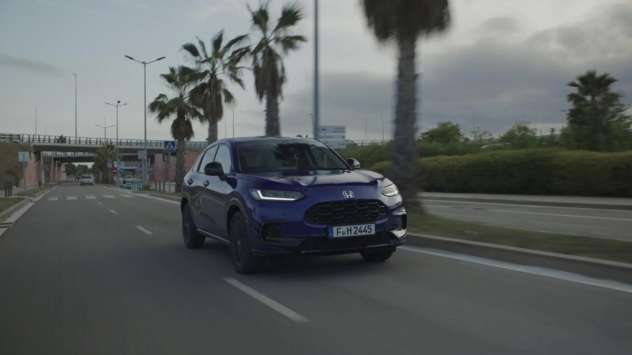 2023 Honda ZR-V in Blue Driving Video