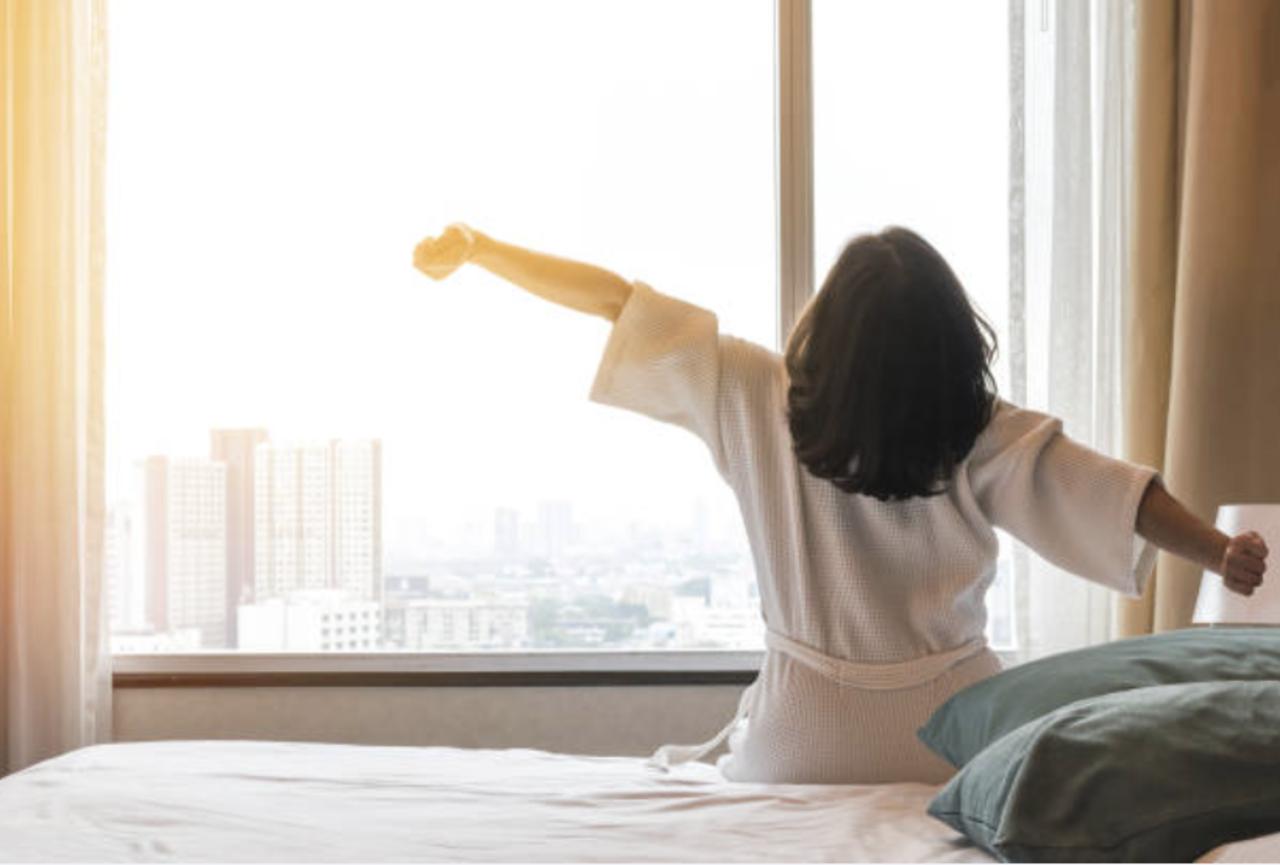 Tips for Waking Up Earlier if You’re a Night Owl