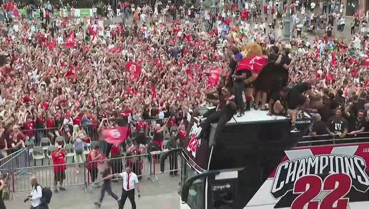 WATCH: Toulouse players return home after Top 14 title