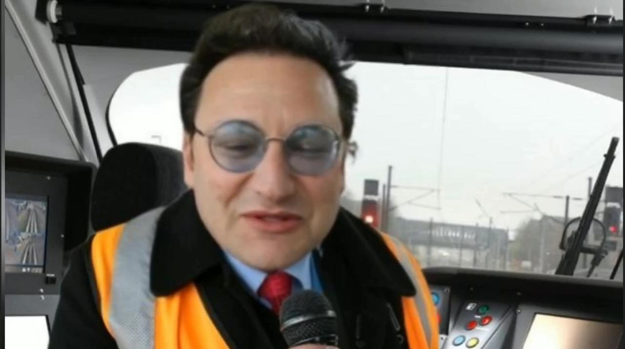 Funny UK Train Gender Friendly Announcement One News Page VIDEO