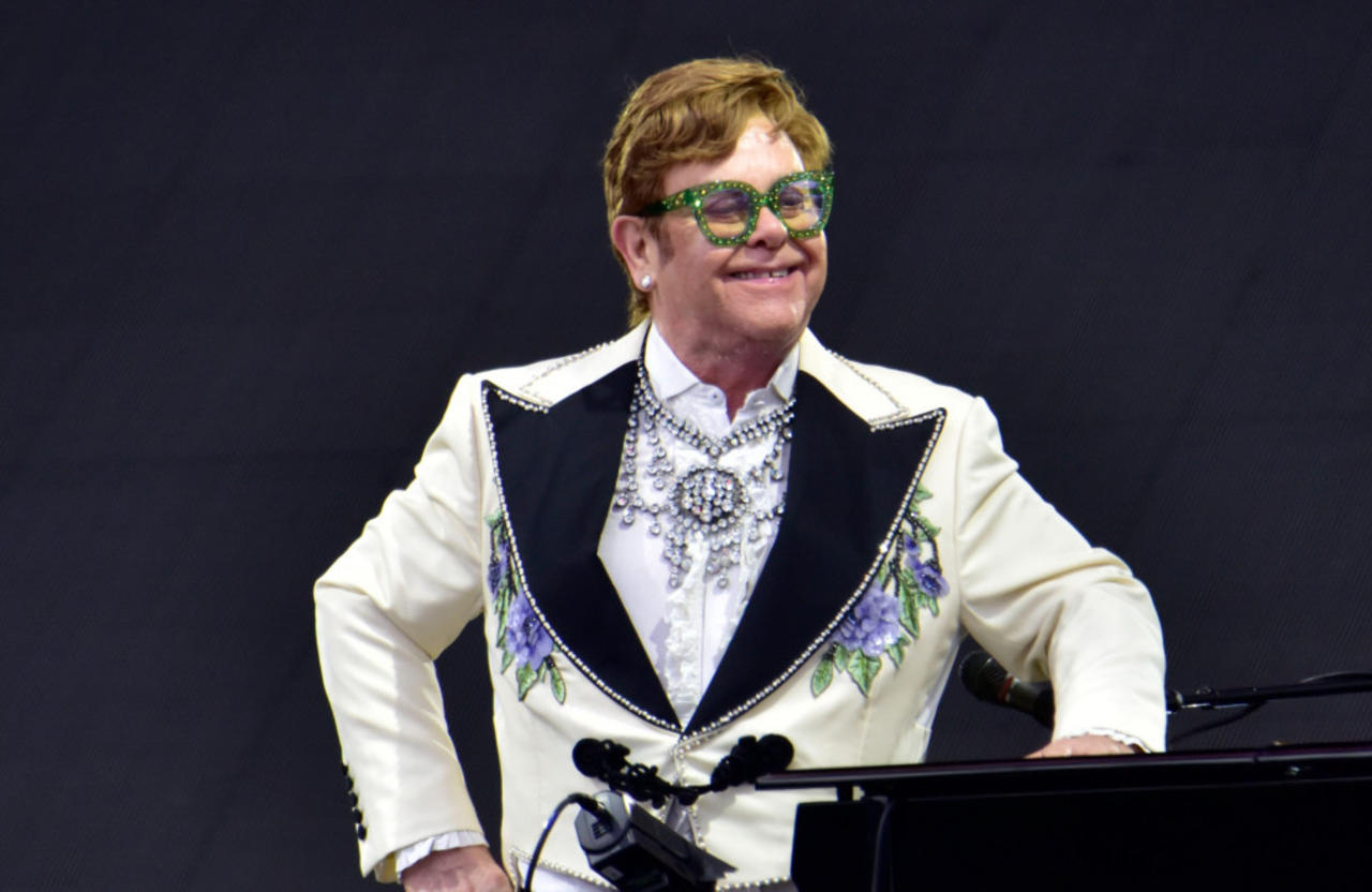 Glastonury : Sir Elton John will have surprise guests