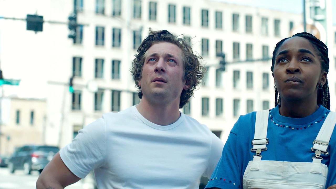 Under :60 Review of The Bear Season 2 with Jeremy Allen White