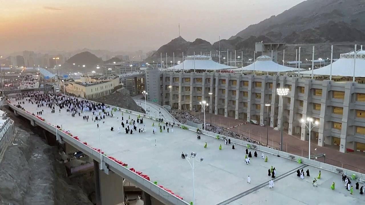 TIMELAPSE: Muslim pilgrims at Jamarat complex as hajj winds down