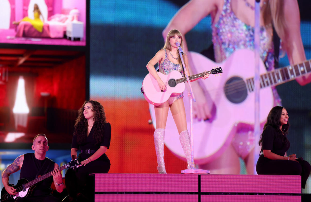Taylor Swift debuted her new song in trailer for the second season of 'The Summer I Turned Pretty'