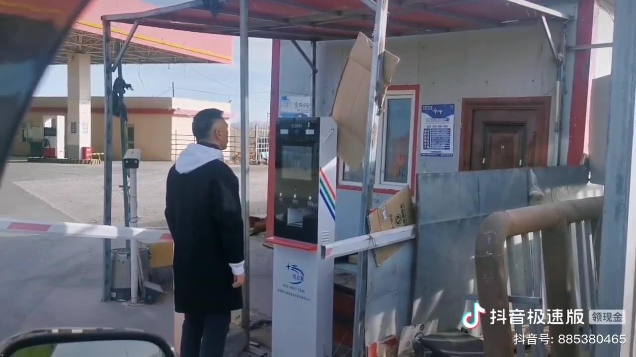 In China Facial recognition now required for entering everywhere such as gas stations
