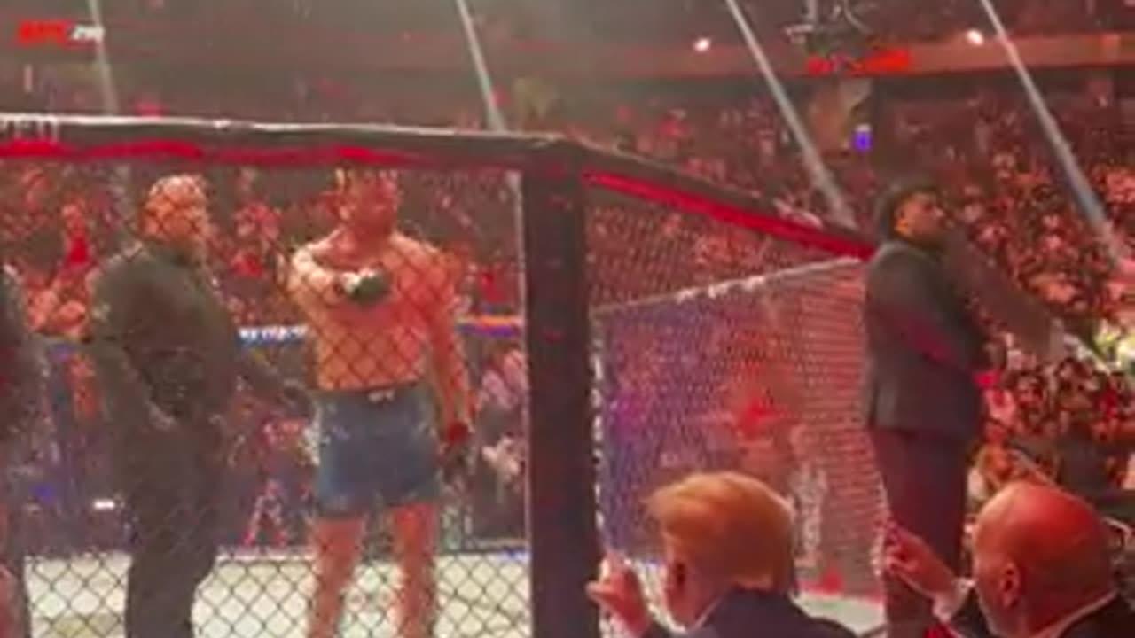 These UFC videos are a beautiful site & reveal so much love that America has for President Trump