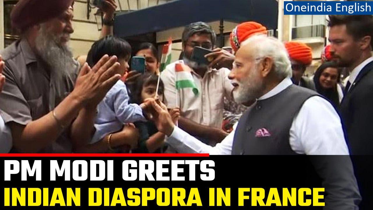 PM Modi’s France Visit: PM receives a rousing welcome from Indian Diaspora in Paris | Oneindia News