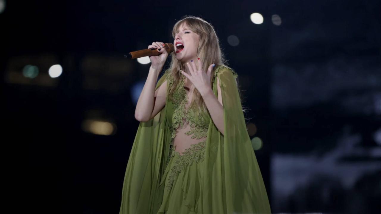 Taylor Swift’s ‘Eras Tour’ Is Boosting the Economy, Federal Reserve Says