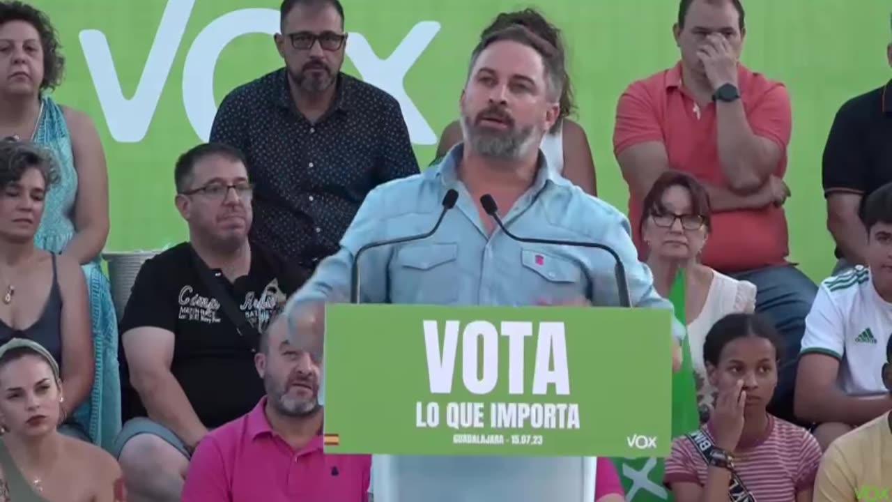 Mitin VOX en Guadalajara con el candidato Santiago Abascal Conde (2)