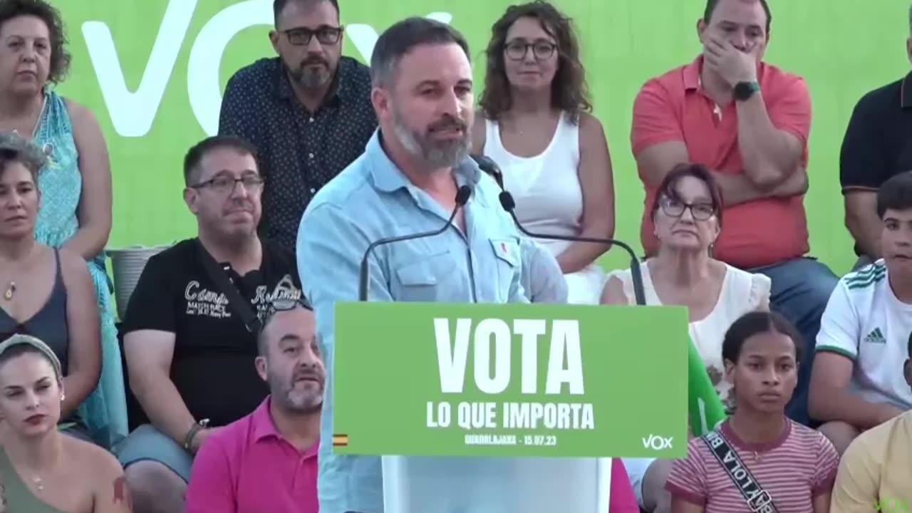 Mitin VOX en Guadalajara con el candidato Santiago Abascal Conde (1)