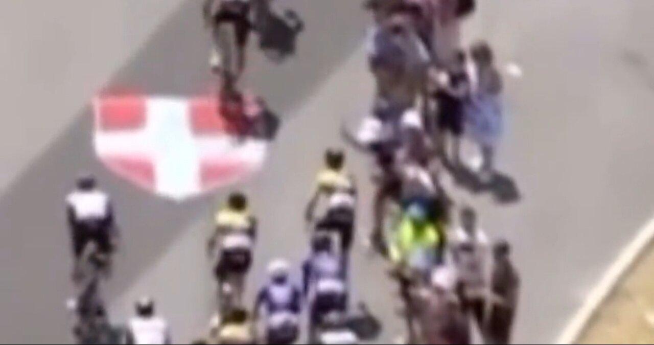 Tour de France Fan Taking Selfie Causes Massive One News Page VIDEO