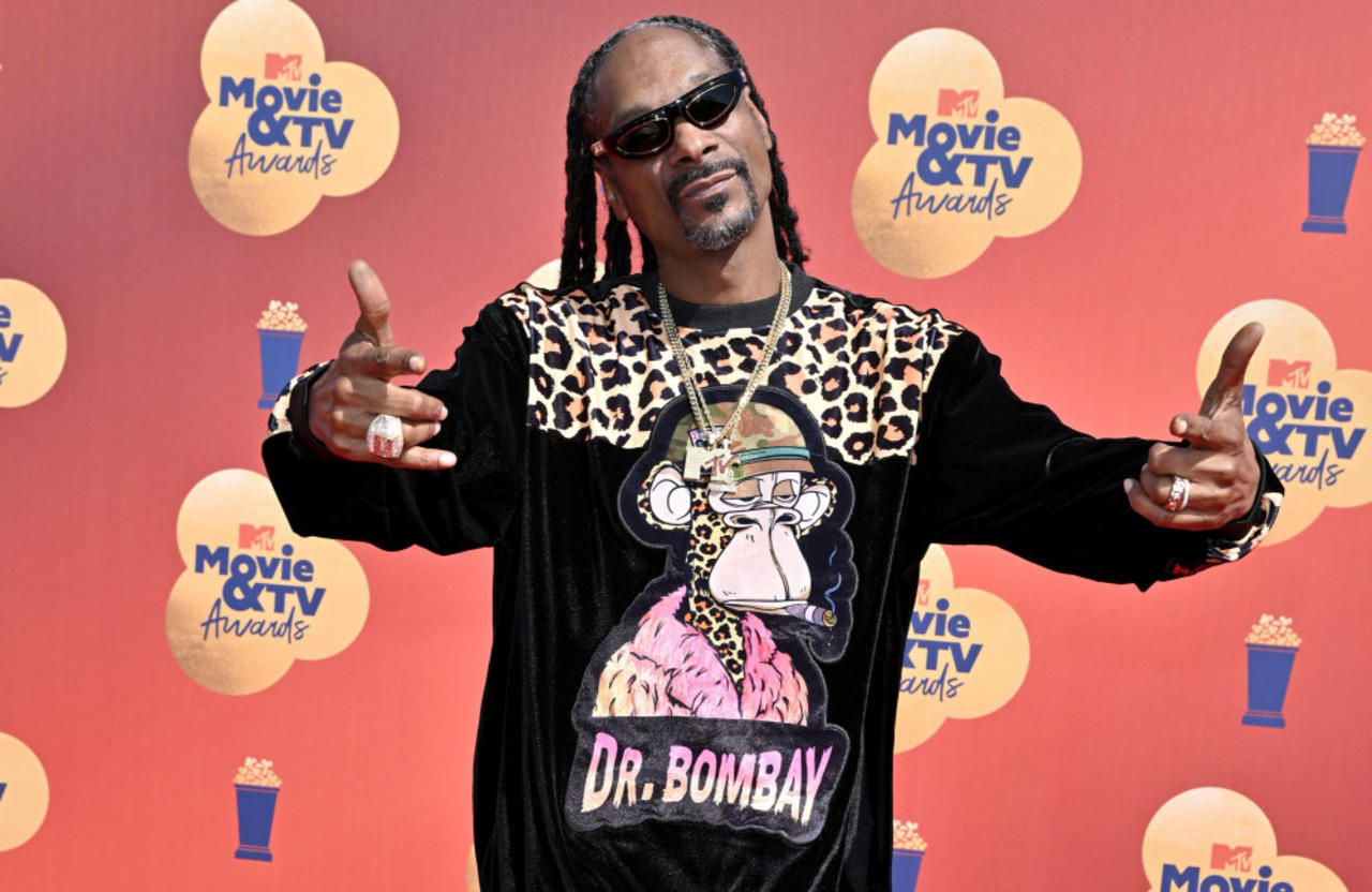 Snoop Dogg is set to release a cookbook