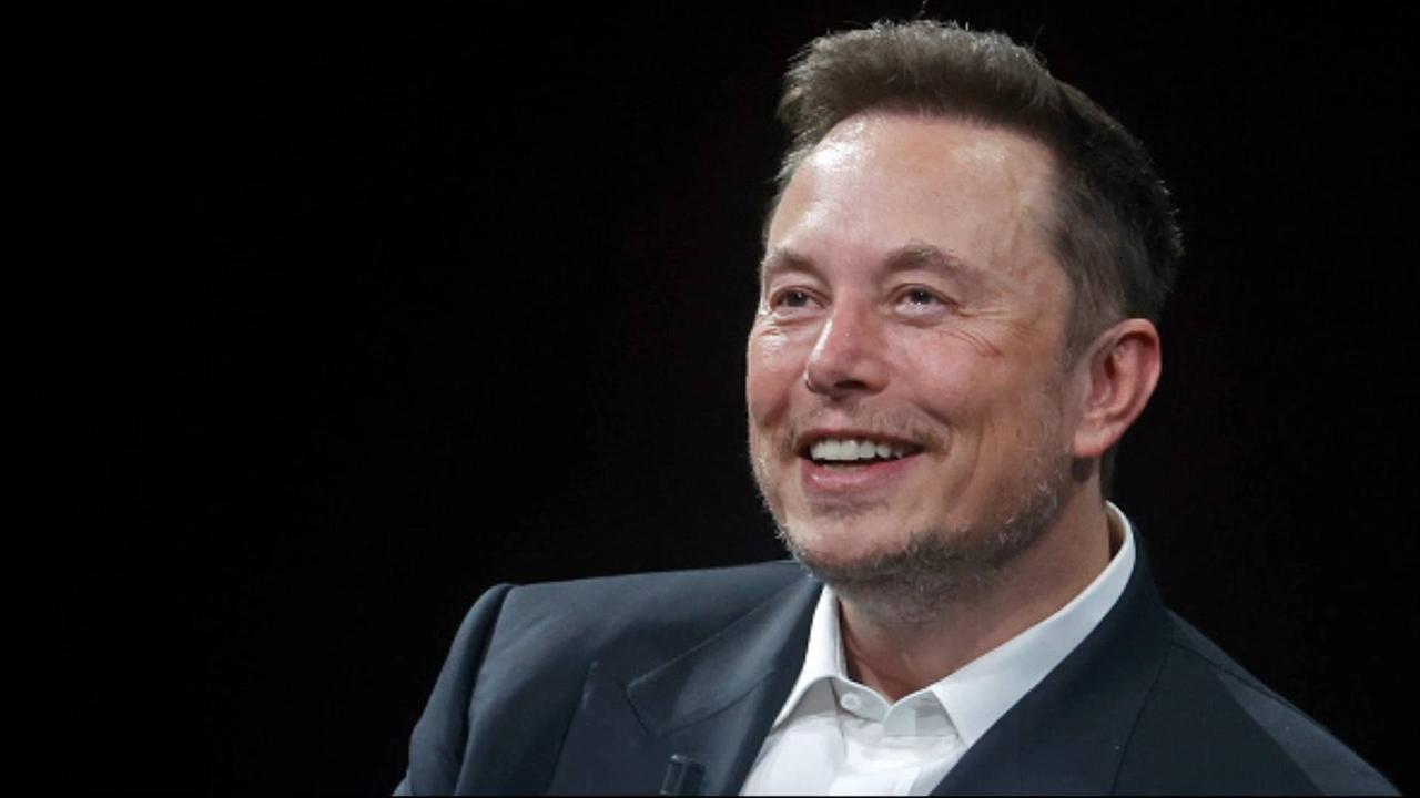 Elon Musk Is One Quarter of the Way to Reaching Trillionaire Status