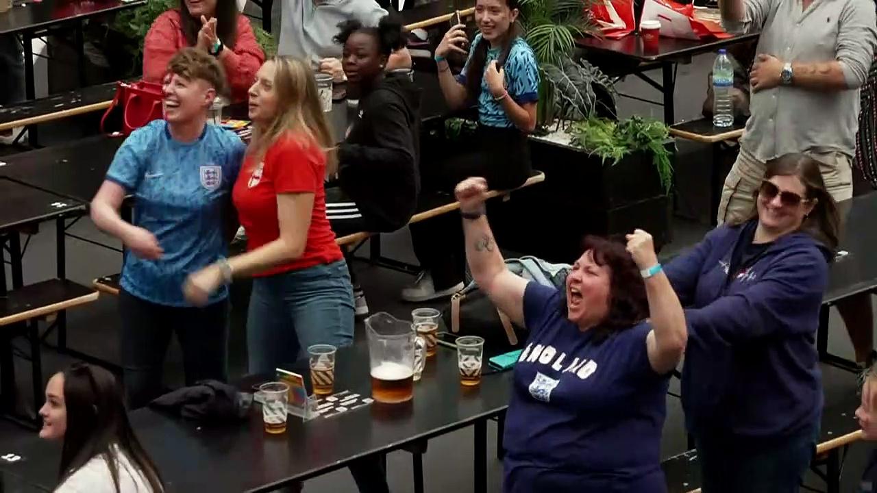 Fans in London react to England winning opening match of WWC