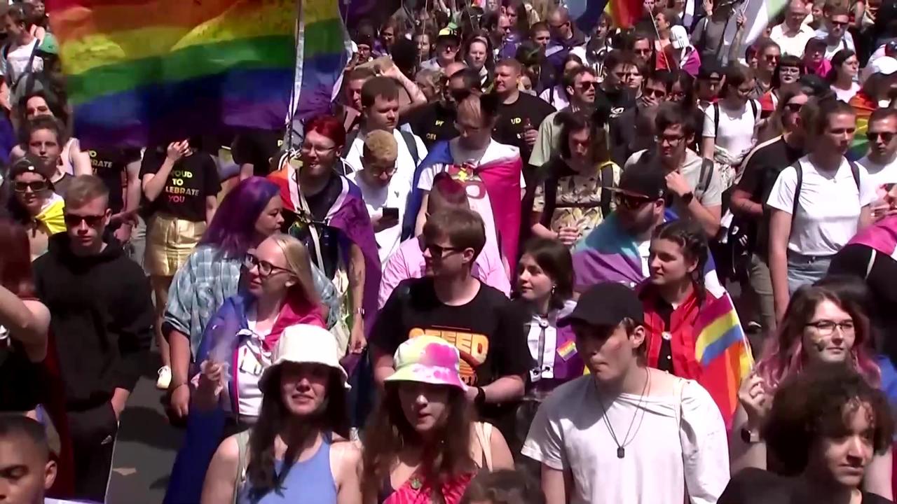 Tens of thousands turn out for Berlin Pride event