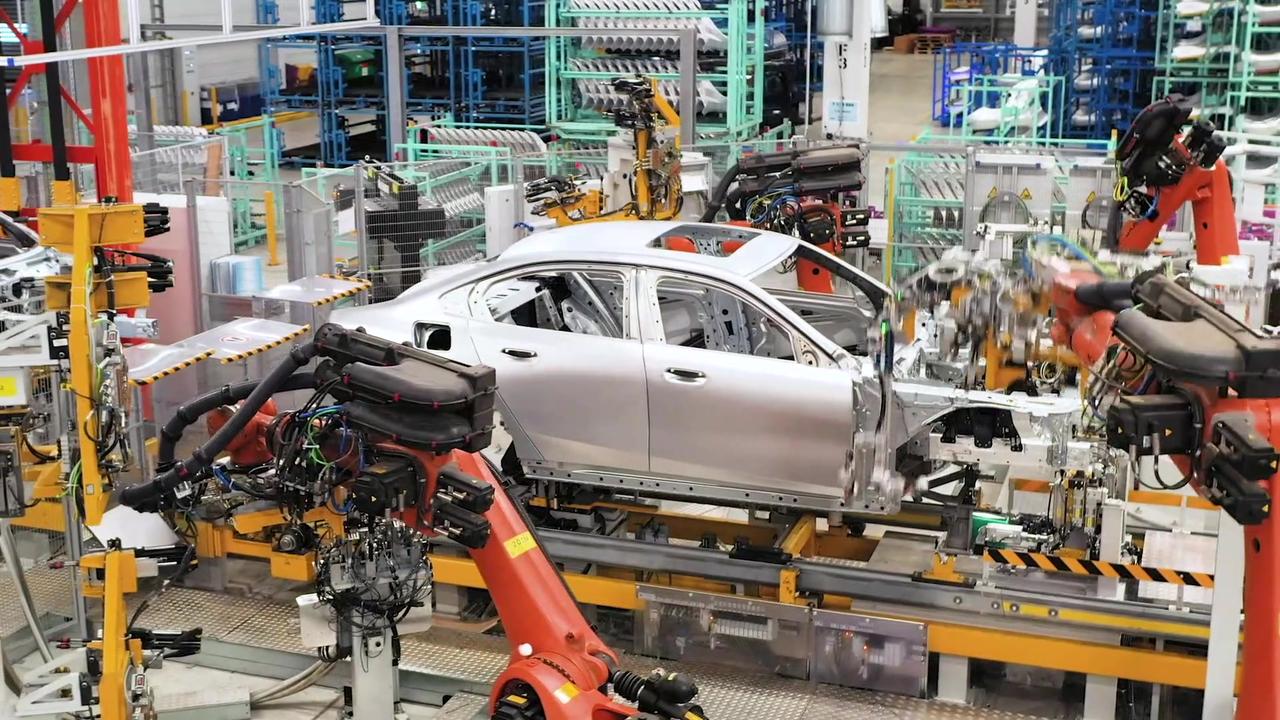 Production of the BMW 5 Series at BMW Group Plant Dingolfing - Body Shop