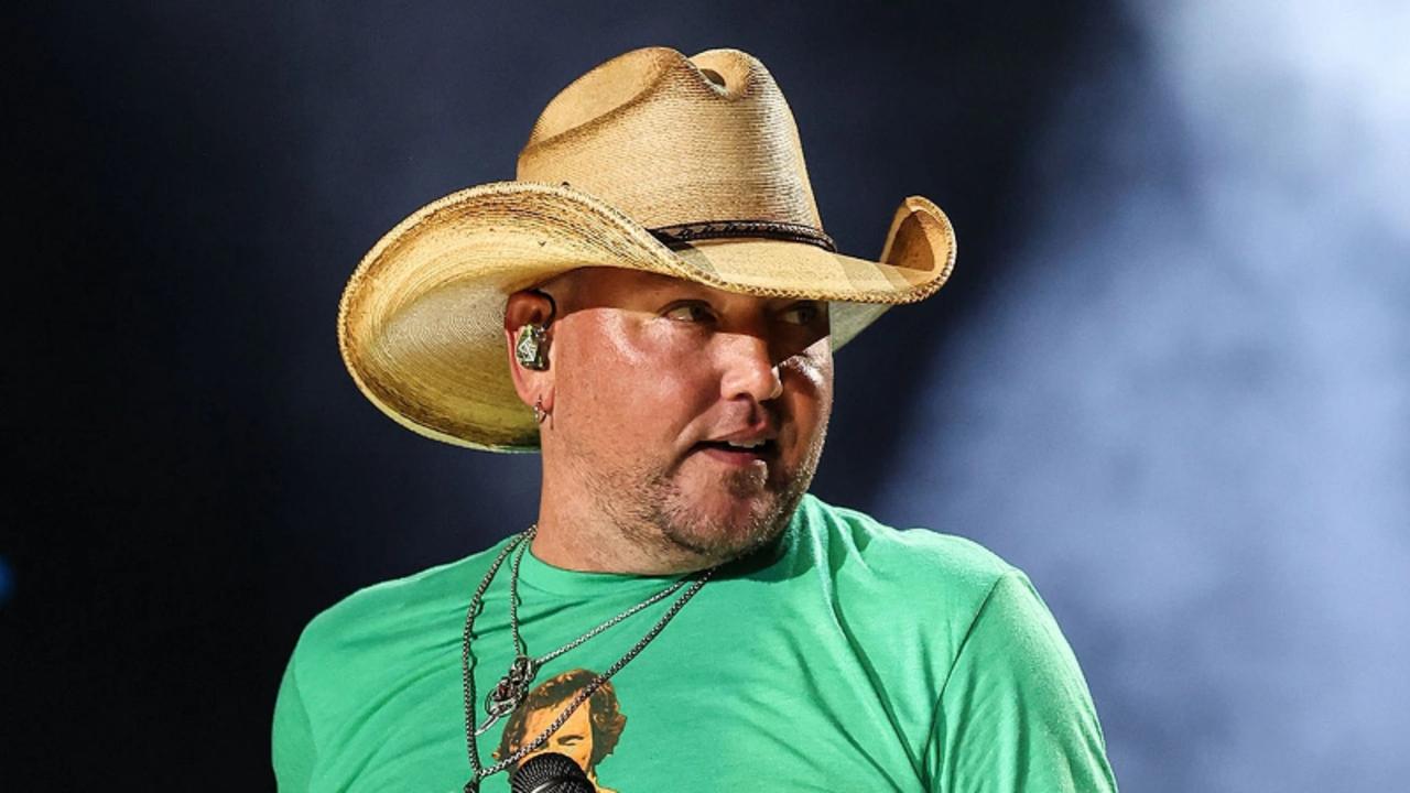 Jason Aldean's Controversial Song 'Try That in a Small Town' Debuts No. 2 on Billboard Hot 100 | THR News