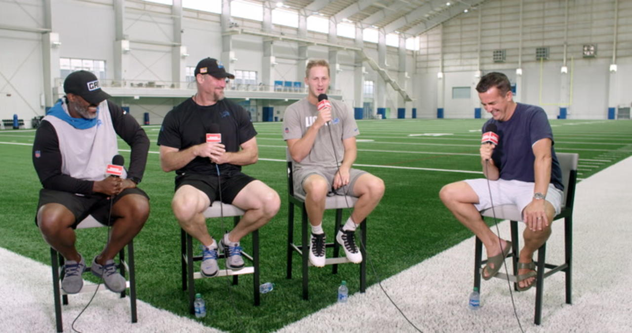 Jared Goff, Dan Campbell and Brad Holmes discuss the ‘kneecaps’ press conference