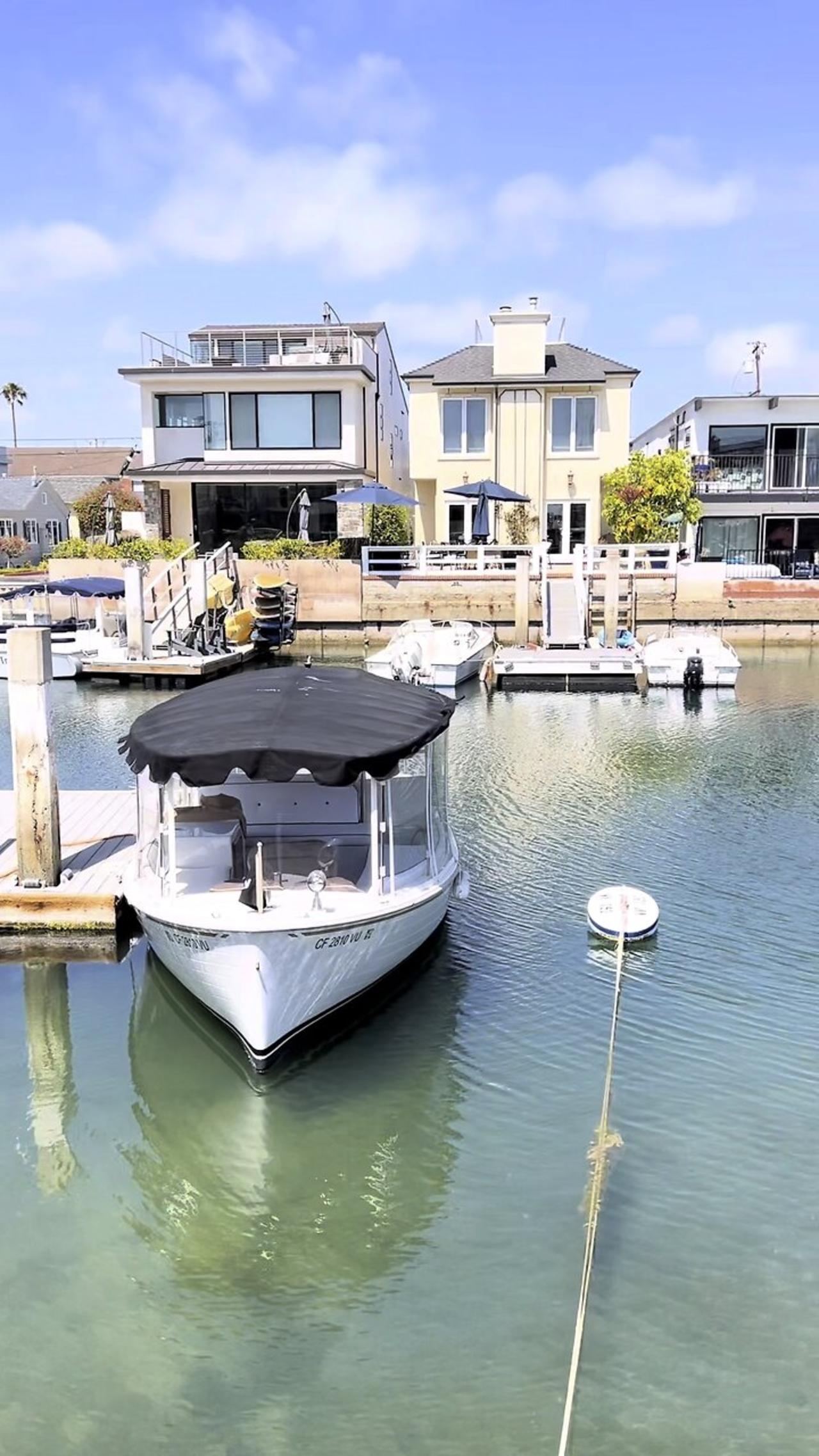 The Pirate House 🏴‍☠️ Newport Beach California *MUST SEE* #pirates #newportbeach
