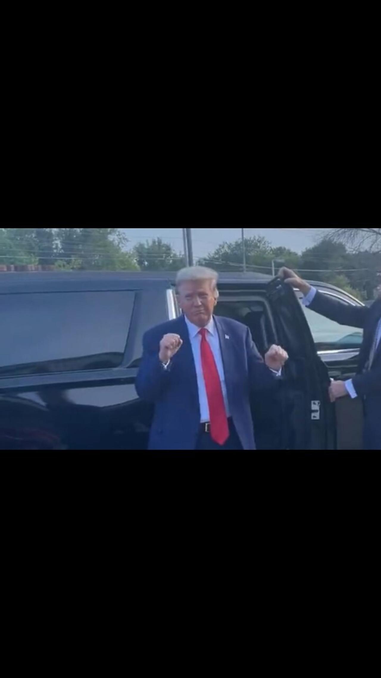 Trump Breaks Out Dance Moves on Campaign Trail in Iowa