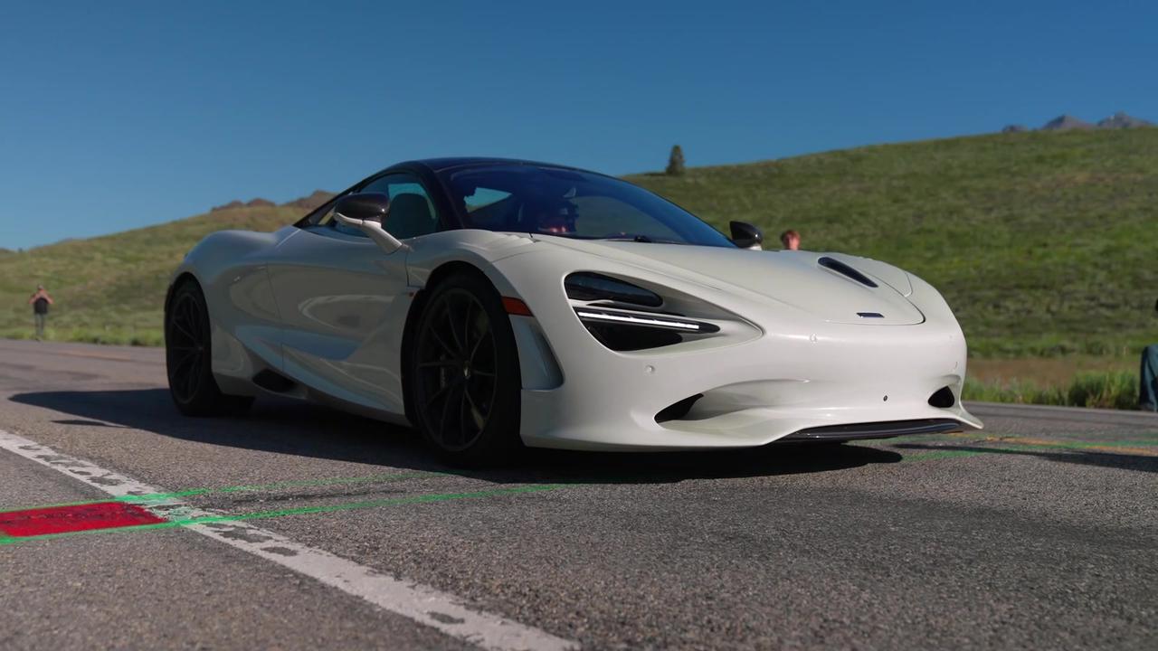 McLaren 750S joins the '200 mph club' during its North American dynamic debut