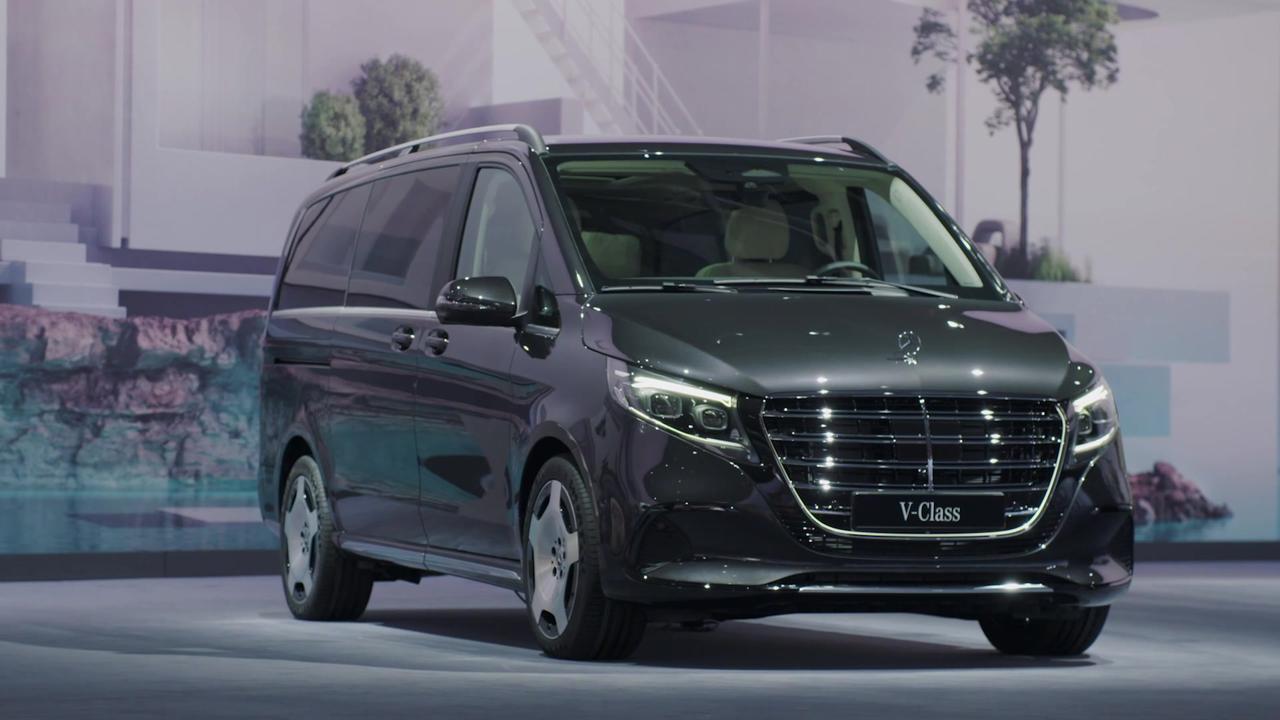 The new Mercedes-Benz V-Class in Black Design Preview