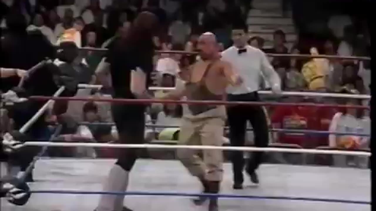 (1992.03.16) Undertaker vs The Iron Sheik - WWF
