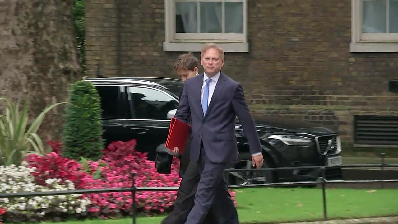 Shapps arrives at Downing Street ahead of energy roundtable