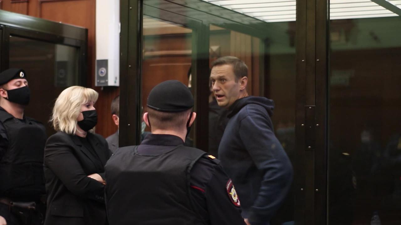 Navalny sentenced to 19 years in prison in extremism case