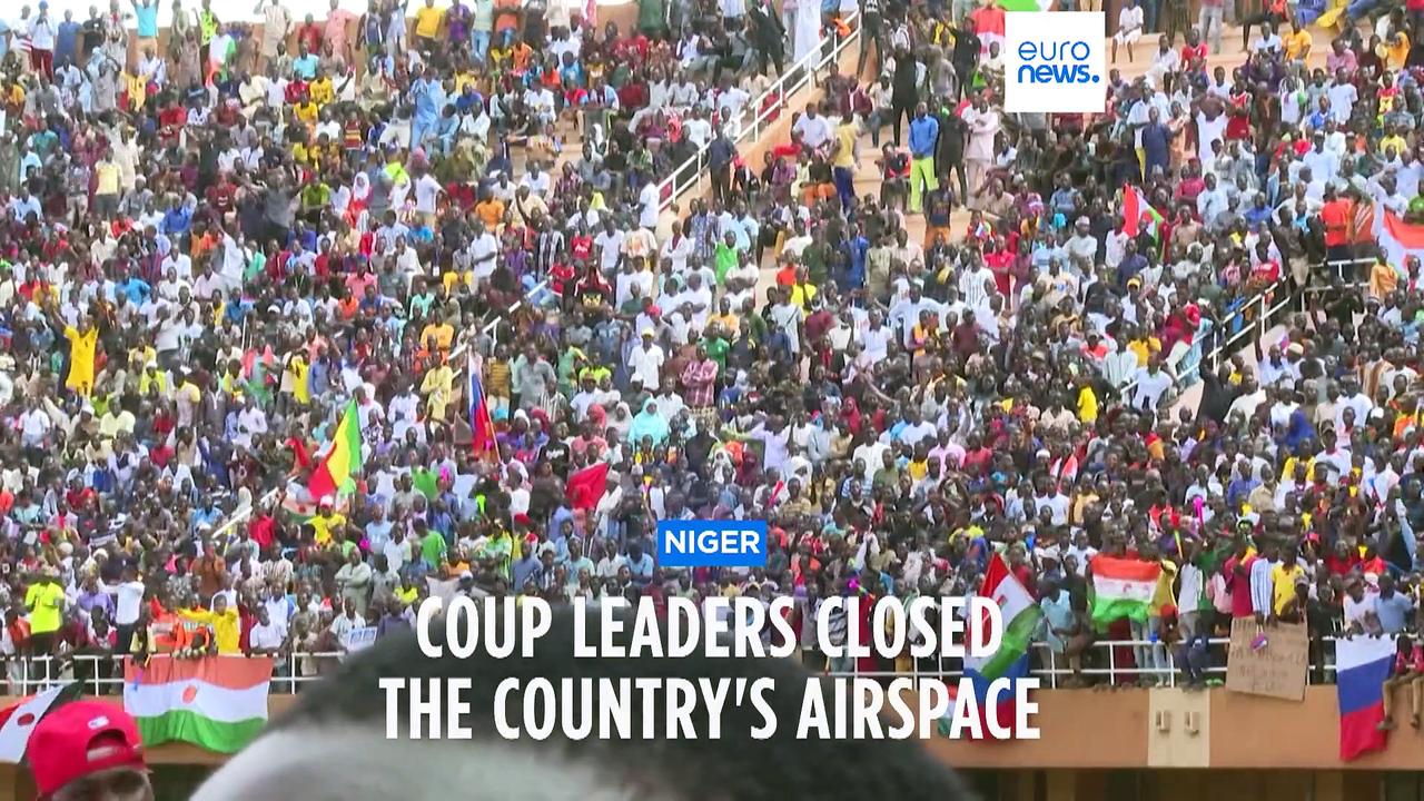 Coup supporters in Niger defy ECOWAS deadline