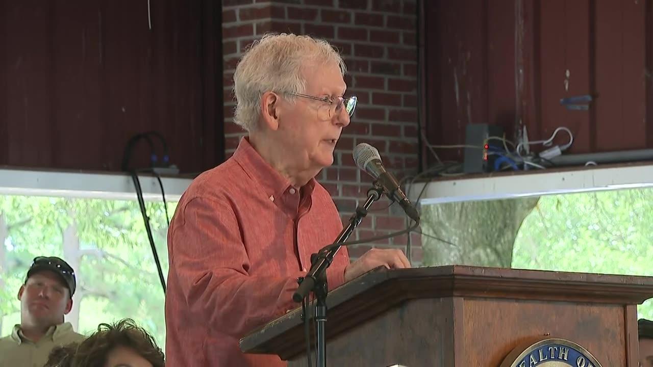 Mitch McConnell | Kentucky Crowd Chants “Retire!” 🇺🇸