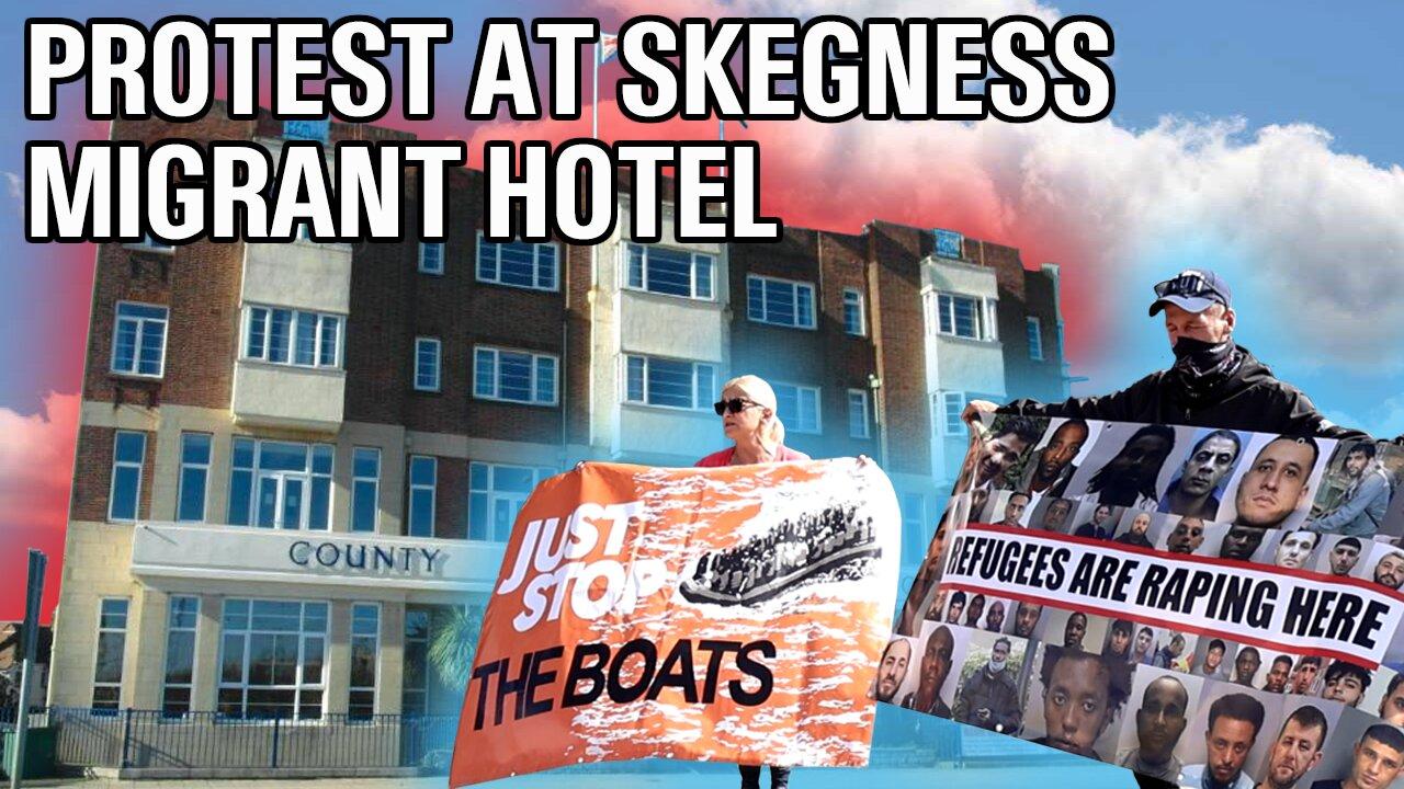 Protest at charged migrants hotel, Skegness #enoughisenough #skegness #stoptheboats