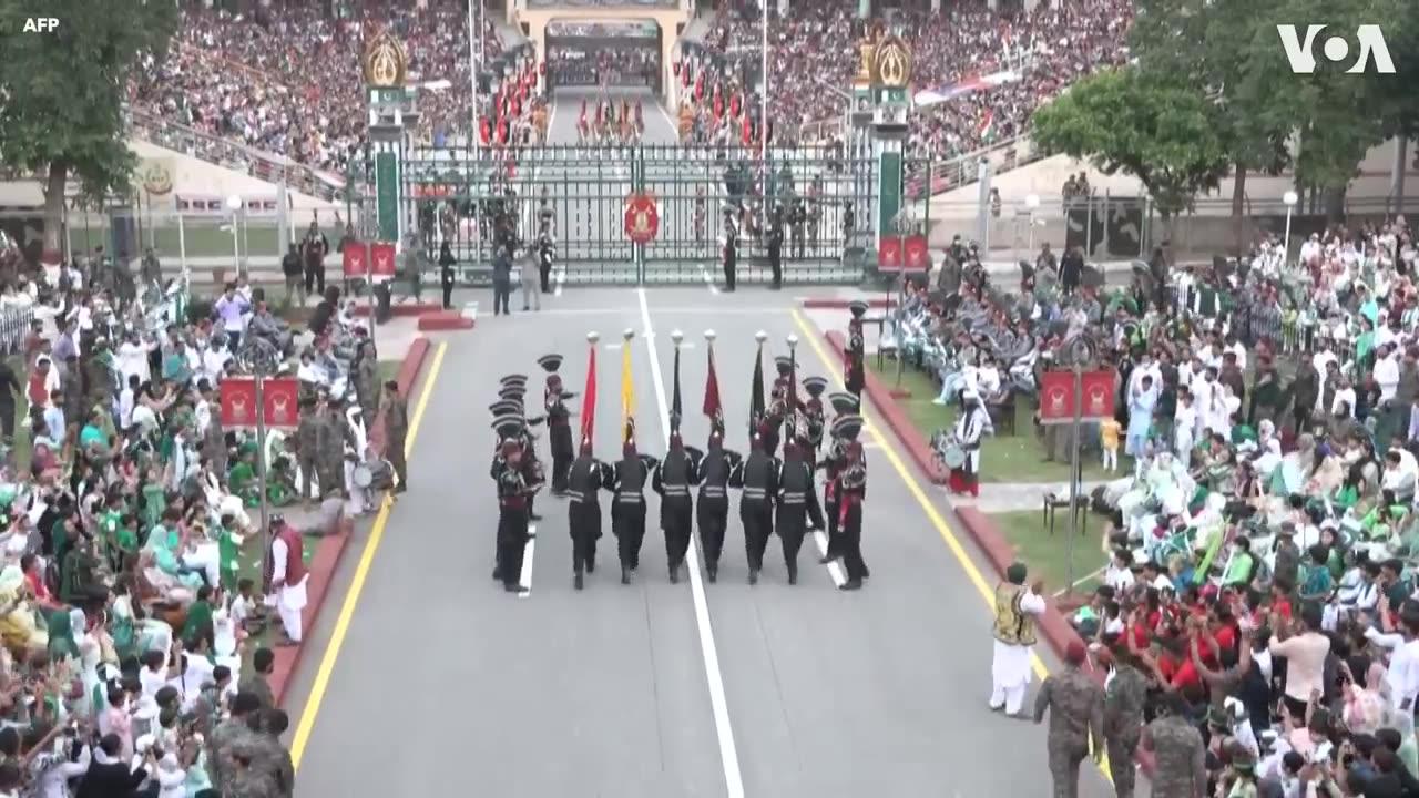 Guards at India-Pakistan Border Perform Independence Day Ceremony