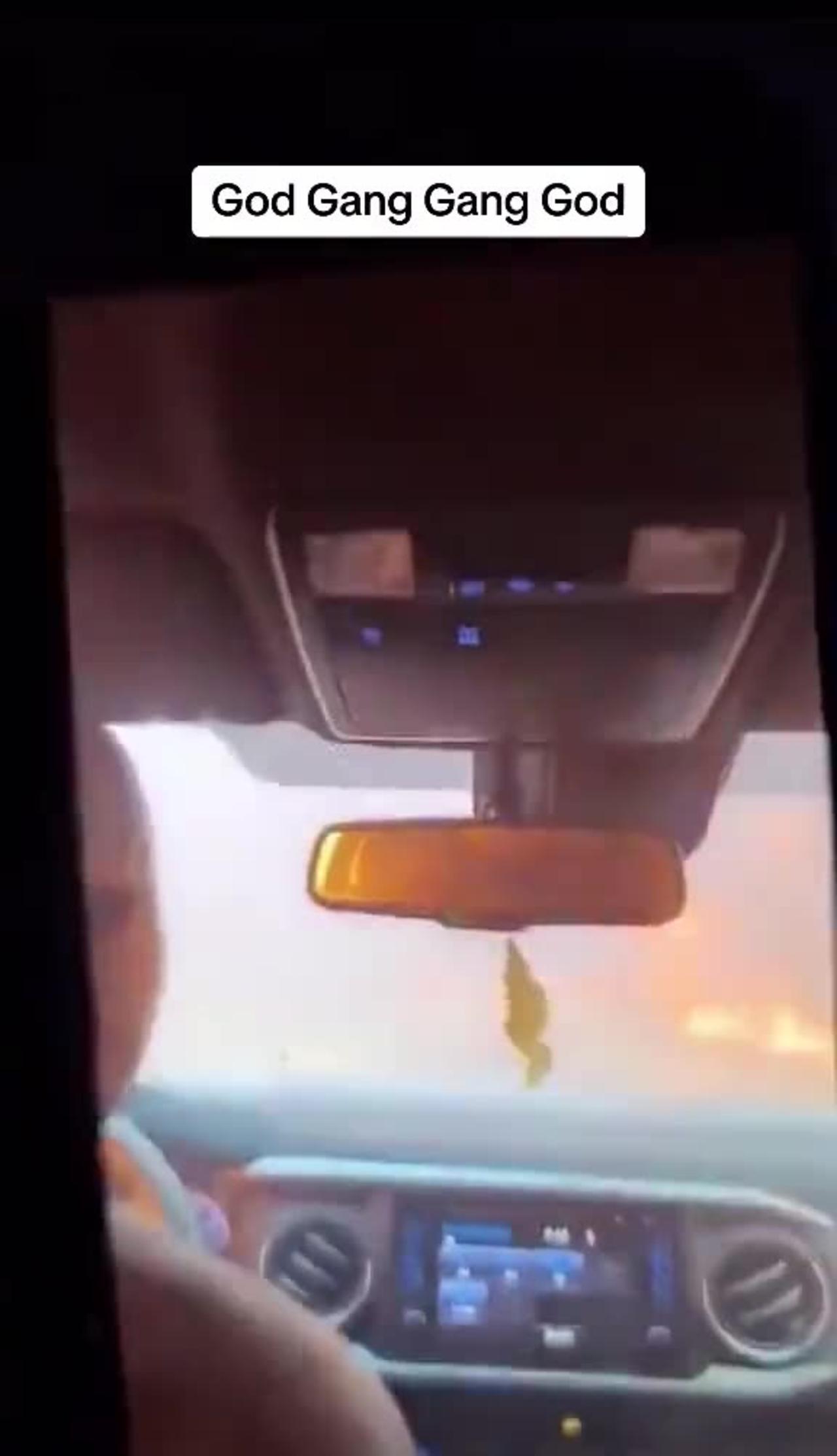 15 Funny Moments Forged In The Fires Of Tinder