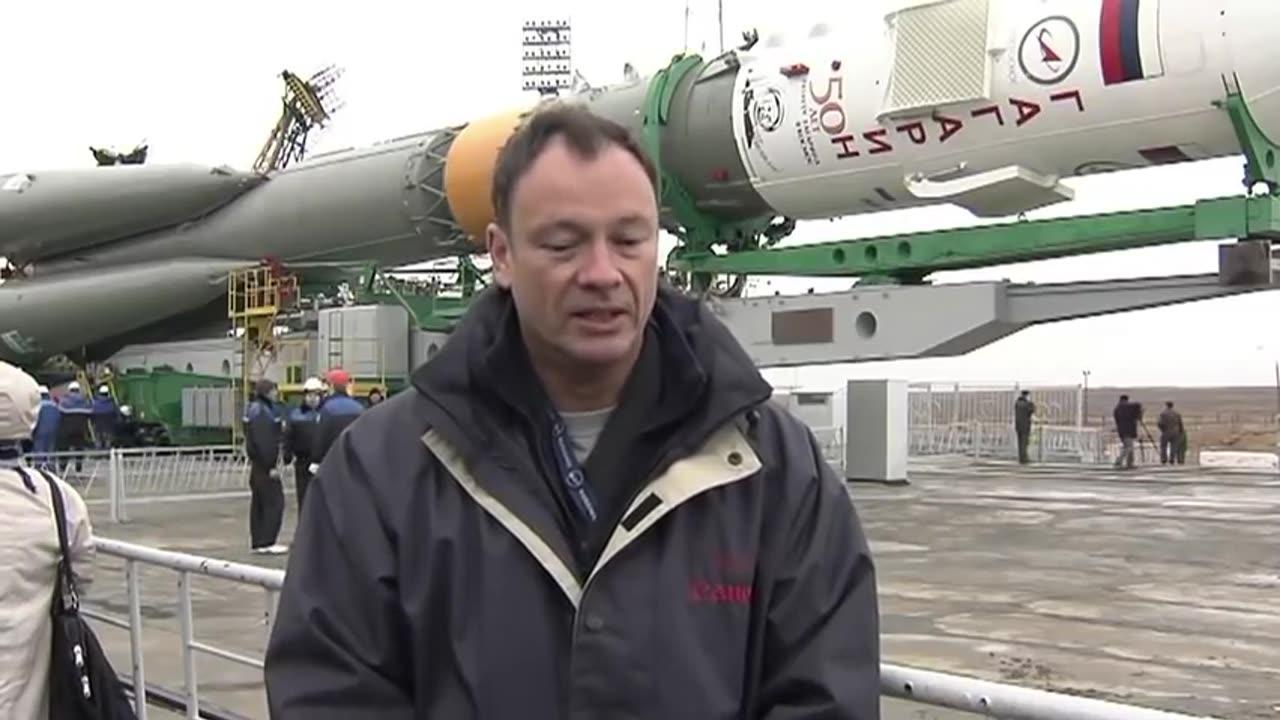 Crew Prepares for Launch as their Soyuz Rocket
