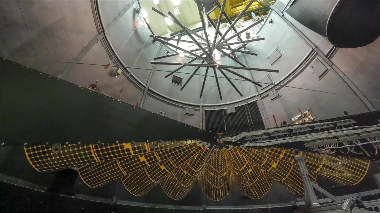 NASA’s Lucy Mission Extends its Solar Arrays - One News Page VIDEO