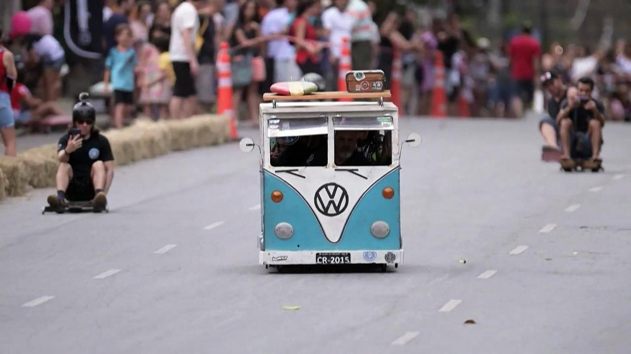 WATCH: Brazil soapbox lovers challenge each other in traditional race